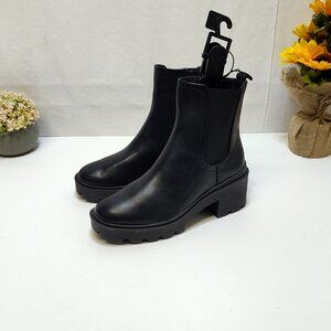 Time and Tru Unit Chelsea Ankle Lug Sole Combat Boot Memory Foam Women's Size 6